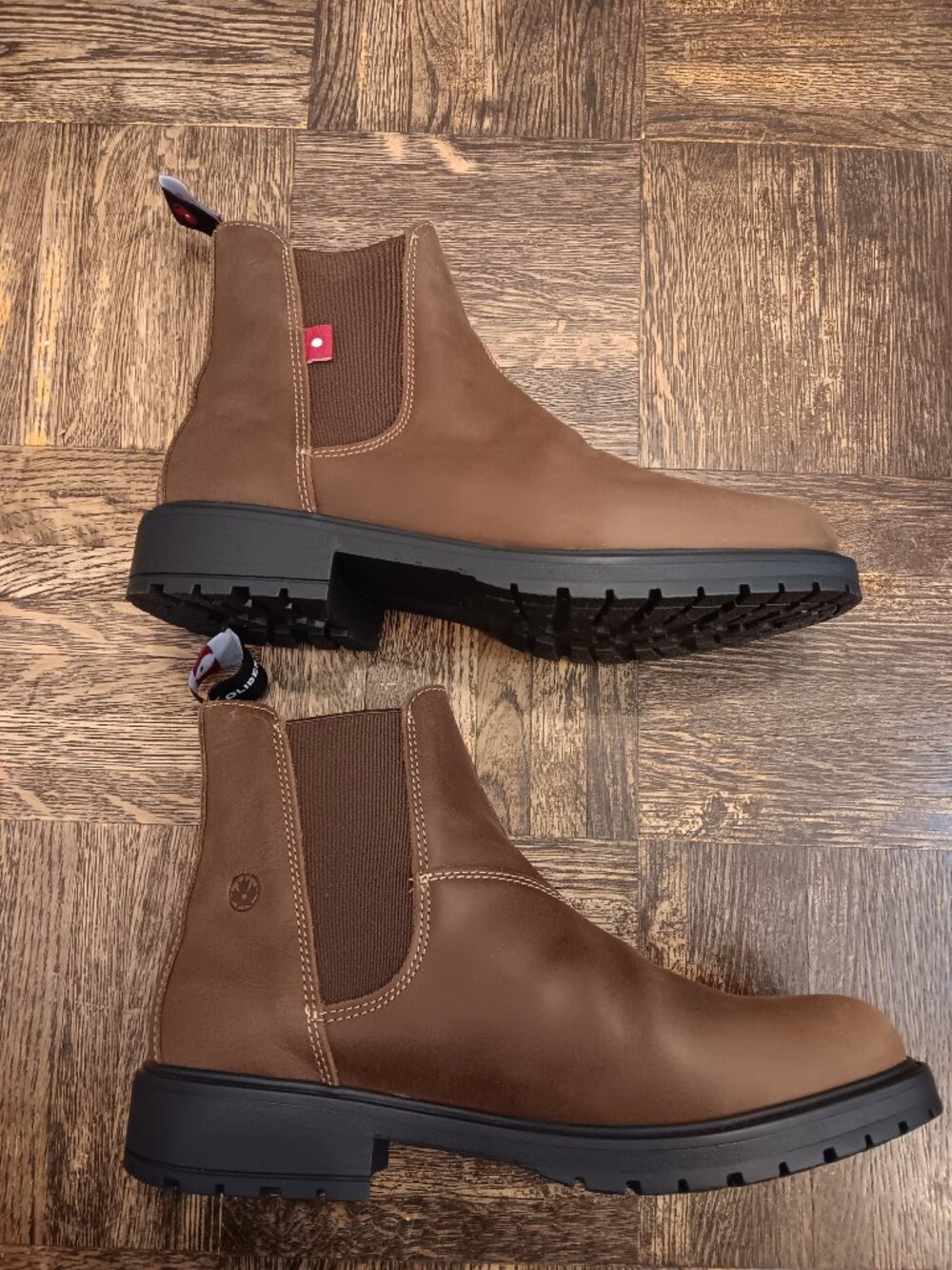 Oliberté Sarnia Chelsea Leather Boots – Brown - Women’s Size 7 – New in Box
